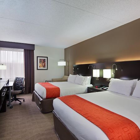Holiday Inn Express Harrisburg I-81 - Hershey By Ihg Manadahill Eksteriør billede